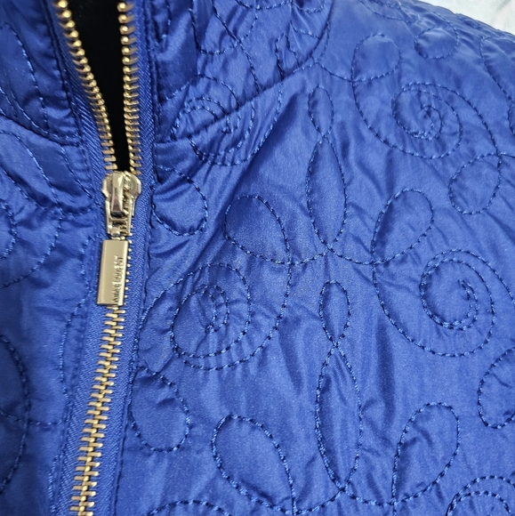 ✅️ Nine West royal blue quilted vest - Picture 6 of 6